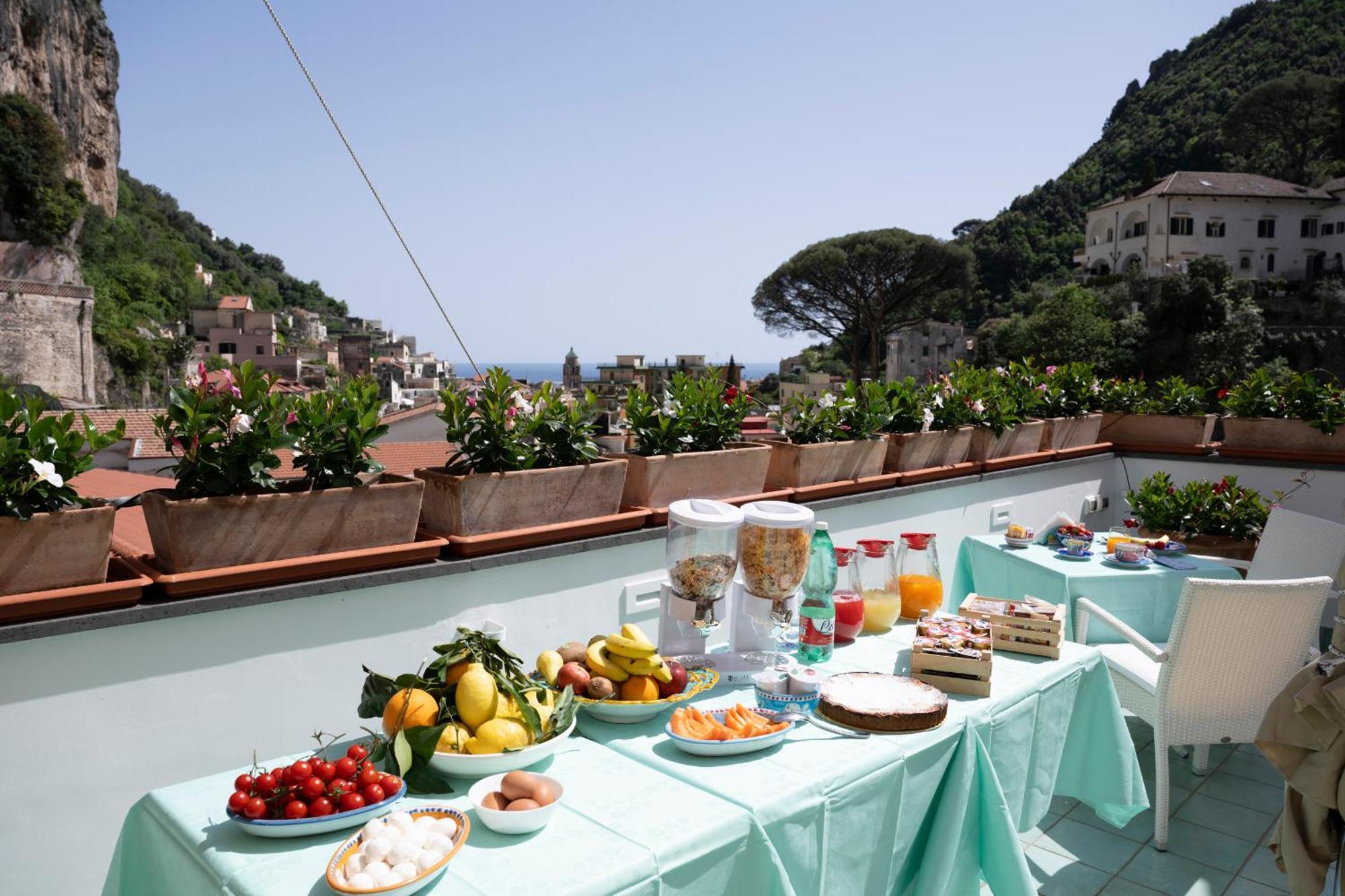 Valle D'Amalfi Suites Exterior photo